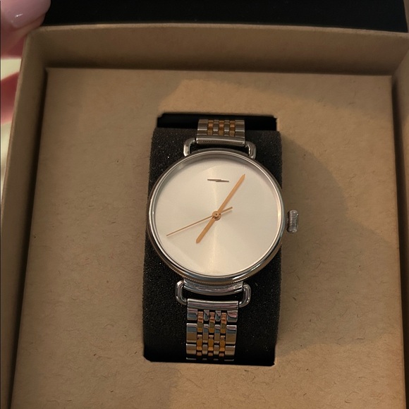 Shinola Canfield Two-Tone - Picture 1 of 16